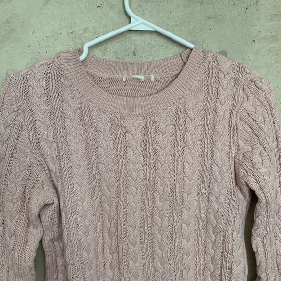 Women’s Pink Sweater - Picture 2 of 3
